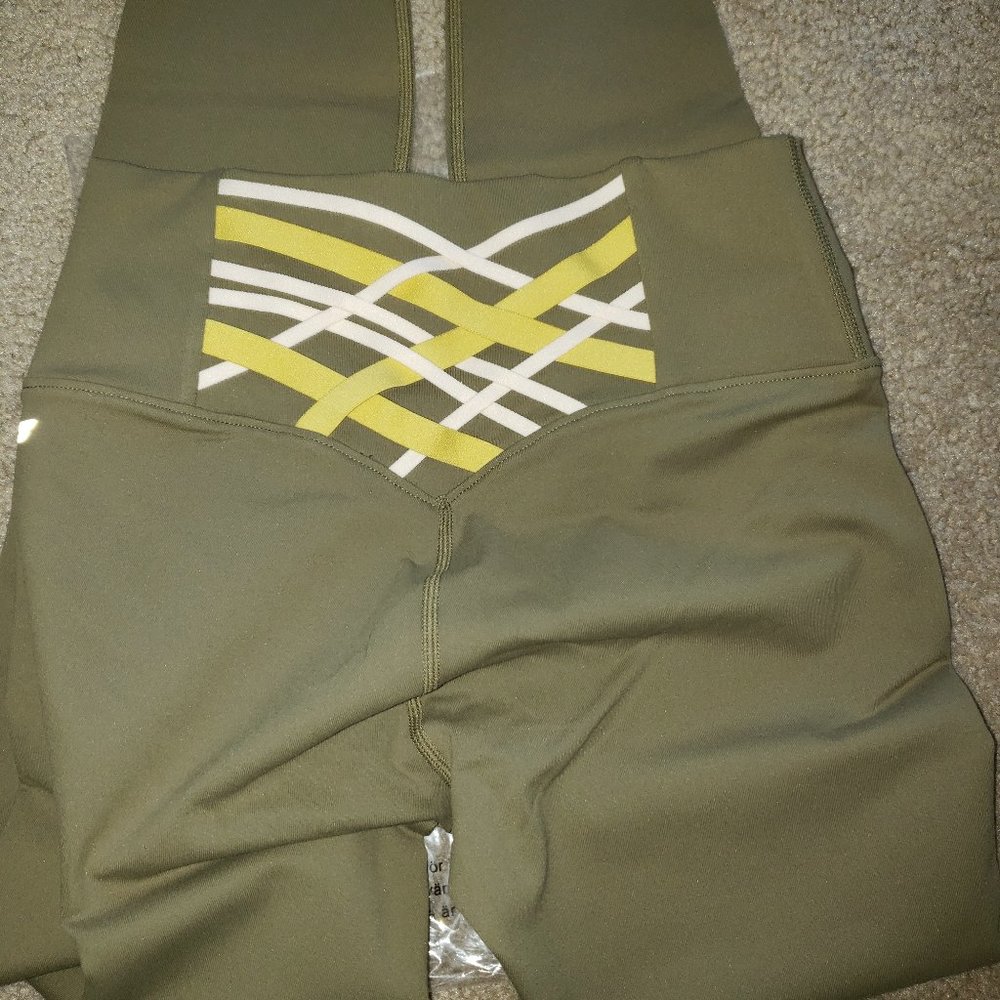 Fabletics Leggings, Size XS, NWT